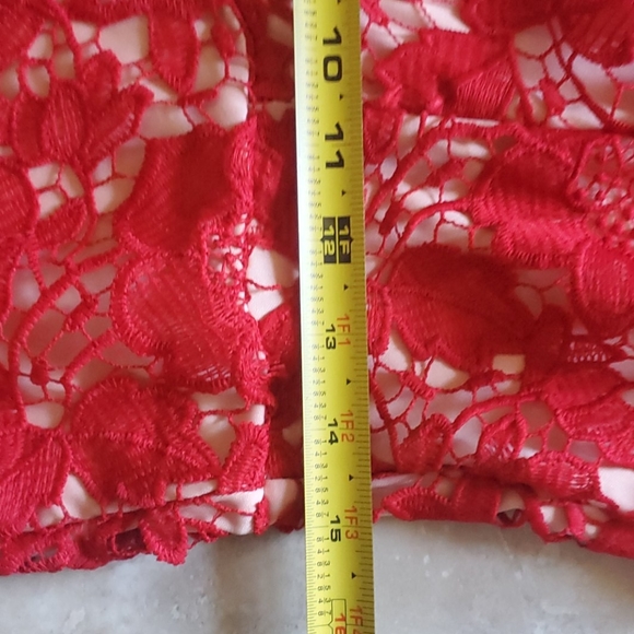 EASTER😇 Sheath Lace Red Dress w/Tan Lining - Picture 10 of 12